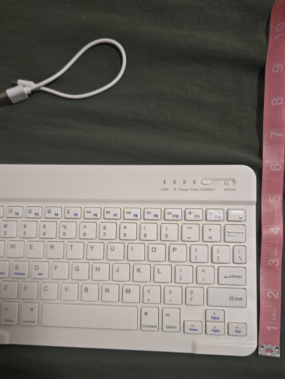Slim White Bluetooth Keyboard - Picture 2 of 3